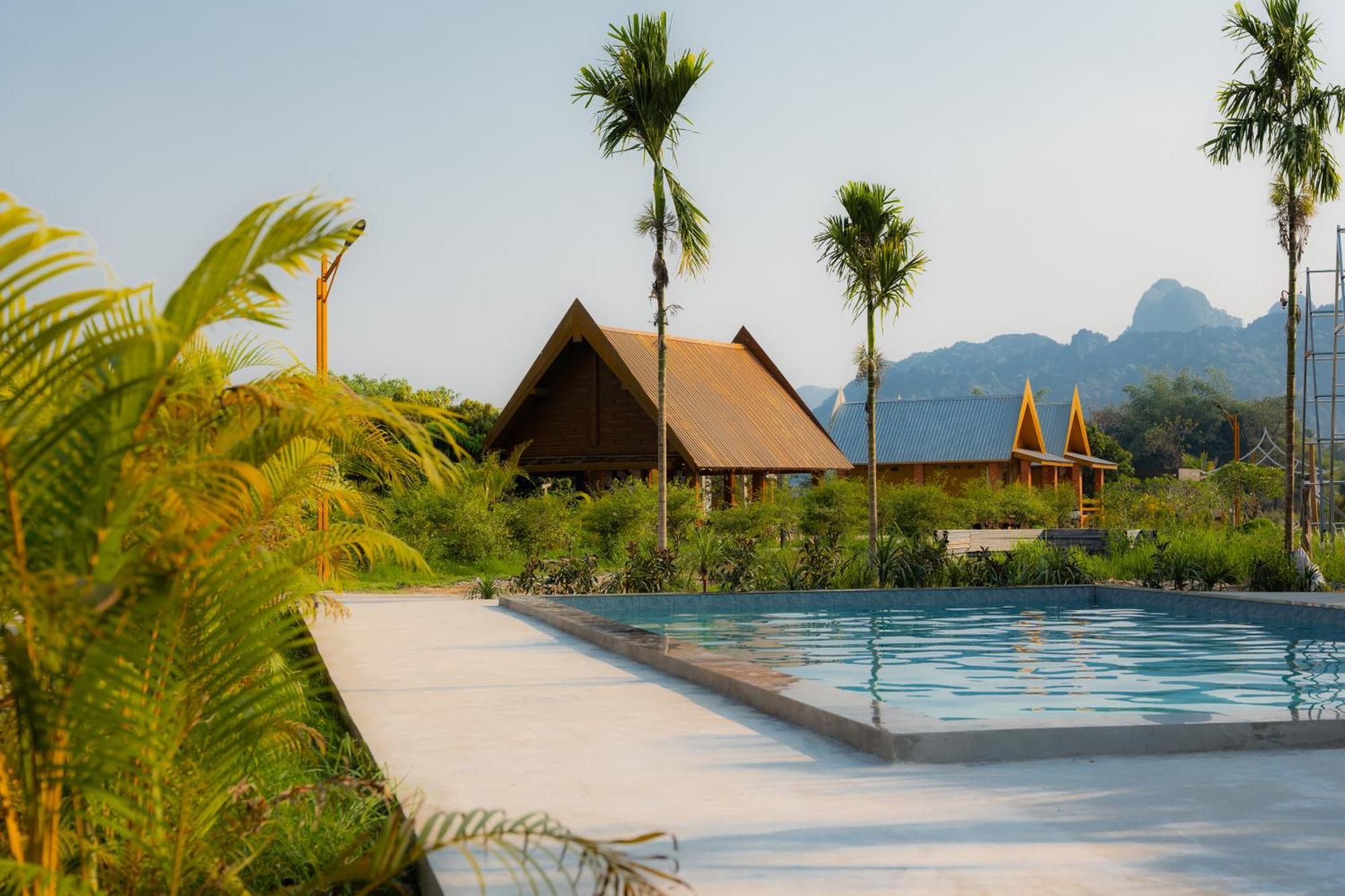Vang Vieng Romantic Place Resort Bagian luar foto